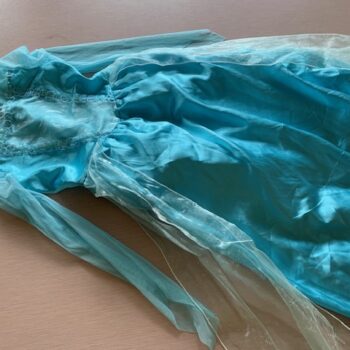 robe princesse 128cm