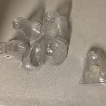 lot 5 cloches 1 œuf plastique ouvrant