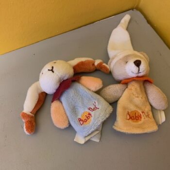 Lot 2 marionnettes doigt Baby