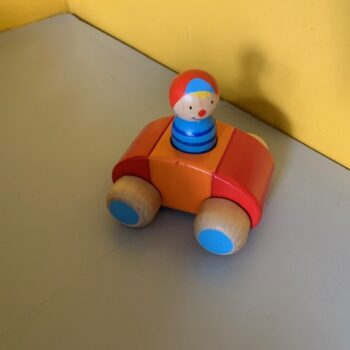 voiture bois presse roule