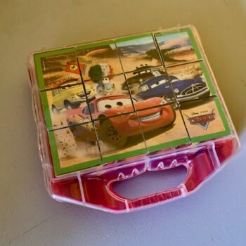 boite 12 cubes puzzle Cars