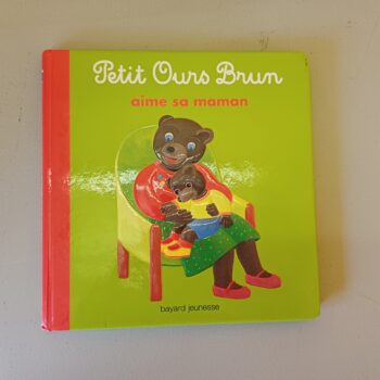 petit ours brun aime sa maman