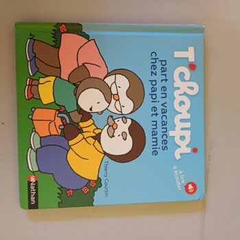 tchoupi part en vacances chez papi et mamie